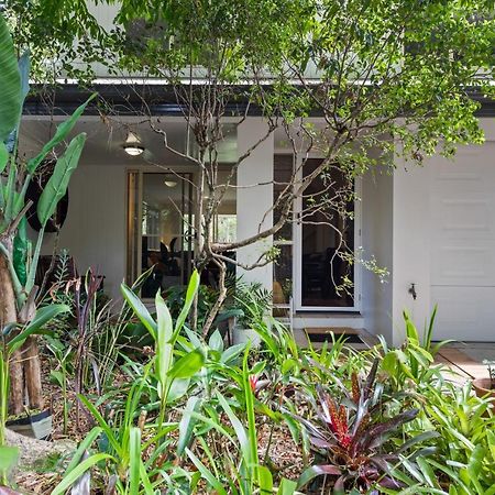 ביירון ביי Treetops Lakeside Apartments מראה חיצוני תמונה