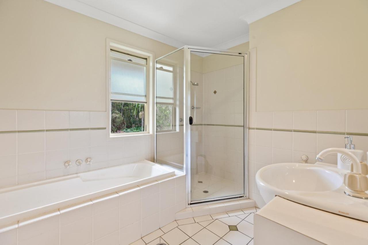 ביירון ביי Treetops Lakeside Apartments מראה חיצוני תמונה